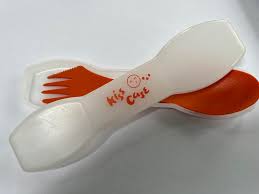 You are currently viewing Kate from Sussex solution to single use cutlery(spork KISScase)