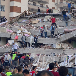 You are currently viewing SW개발자 1만 5천명 참여한 터키 지진구조 앱과 포털 개발에 각국 위성도 공여